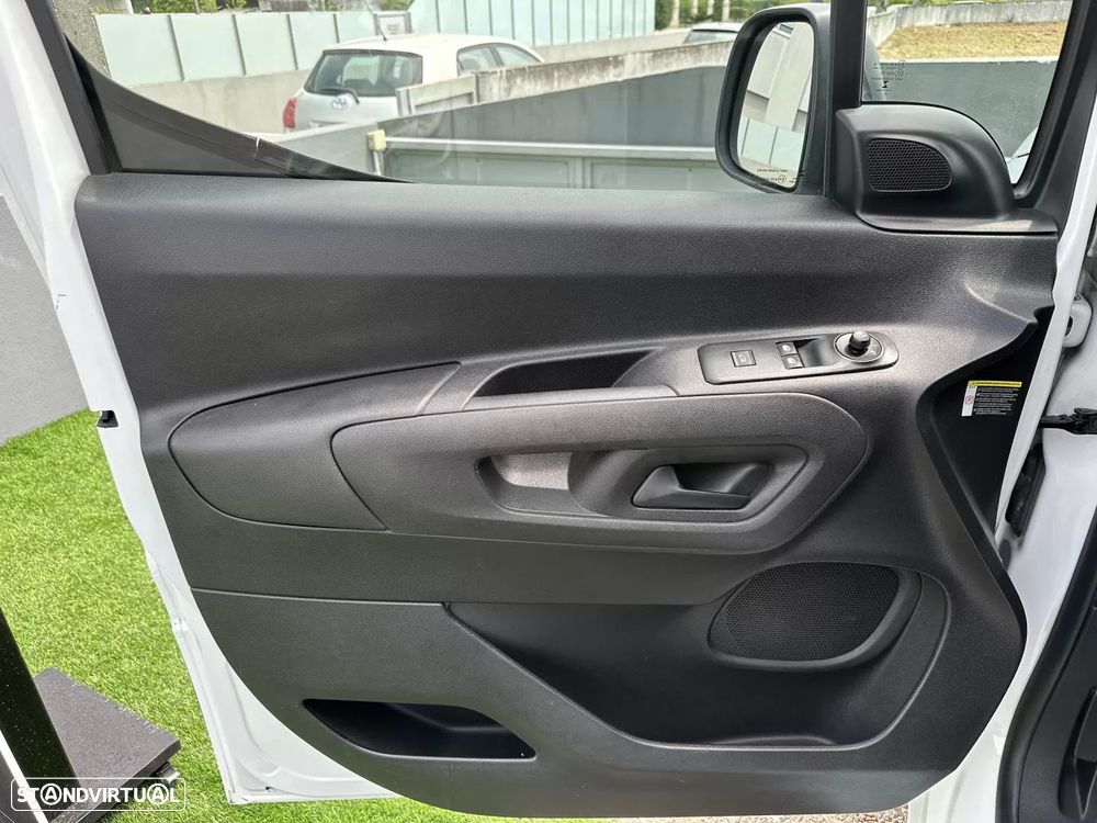 Citroën berlingo 1.5 hdi 3 lugares - 22