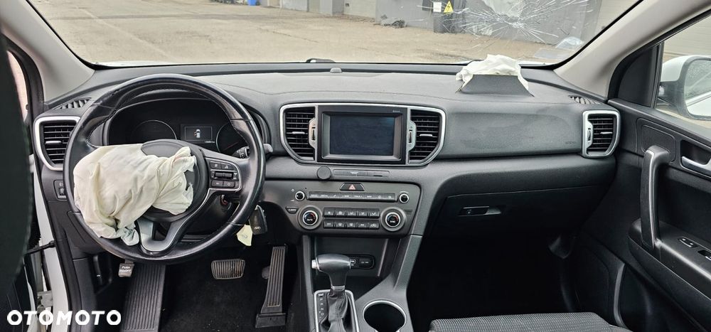 Kia Sportage 1.7 CRDI 2WD ISG Dream-Team Edition - 9