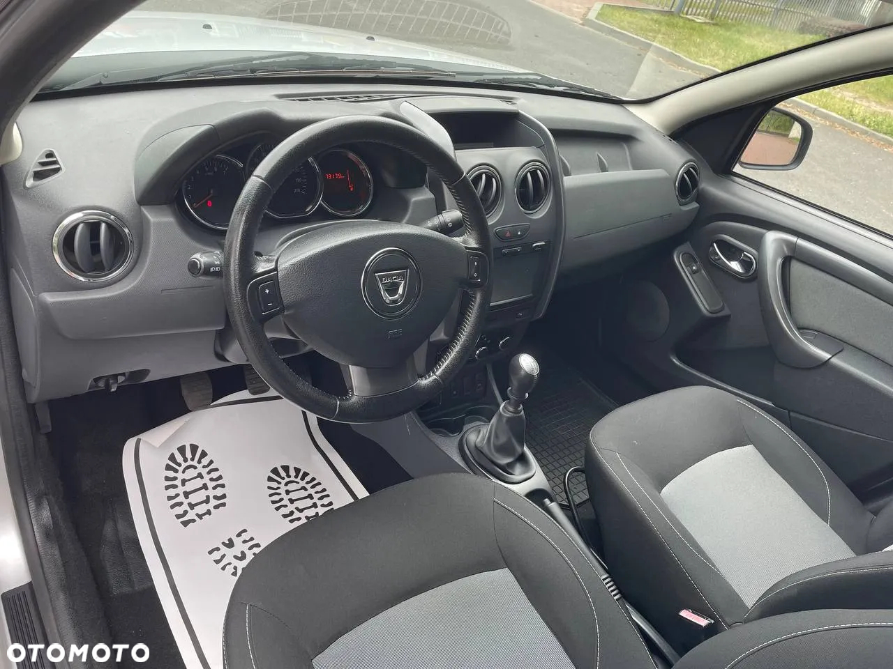 Dacia Duster 1.2 TCe Laureate - 10