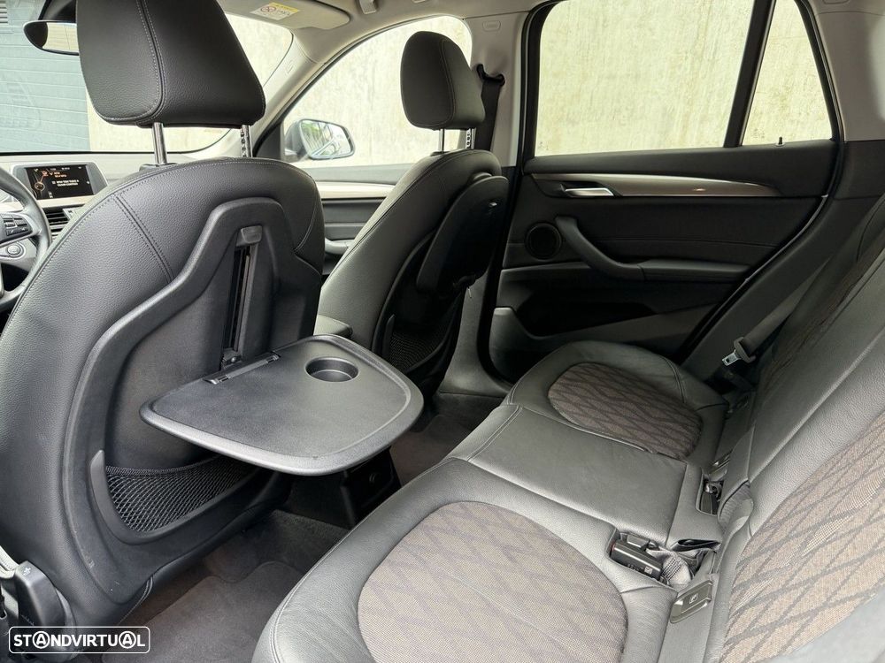 BMW X1 16 d sDrive Line Sport - 13