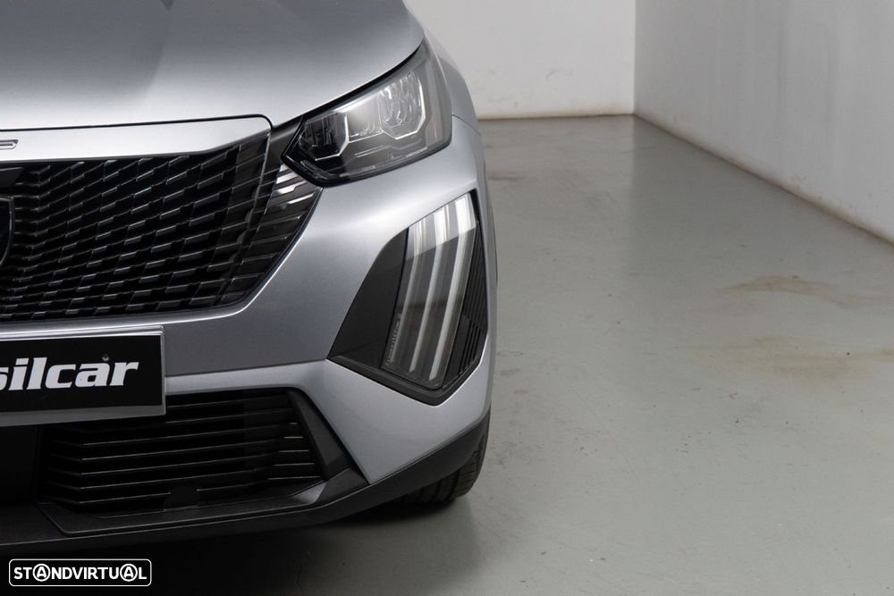 Peugeot 2008 1.2 PureTech Active Pack - 17