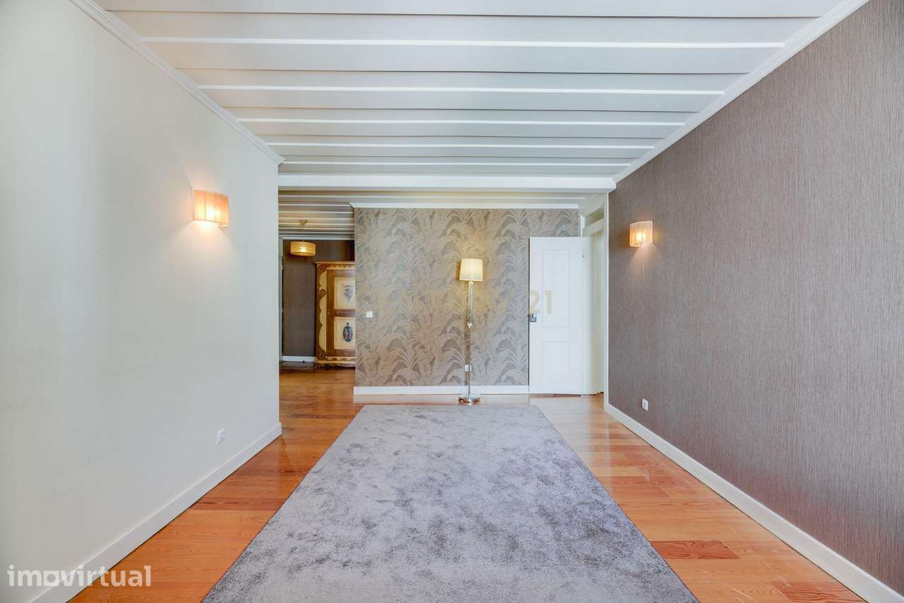 Apartamento T1 em edifício histórico no Chiado - Grande imagem: 5/36