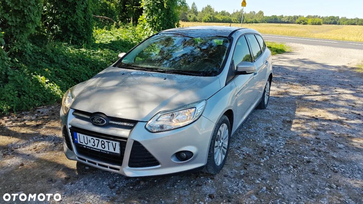 Ford Focus 1.6 Ambiente - 1