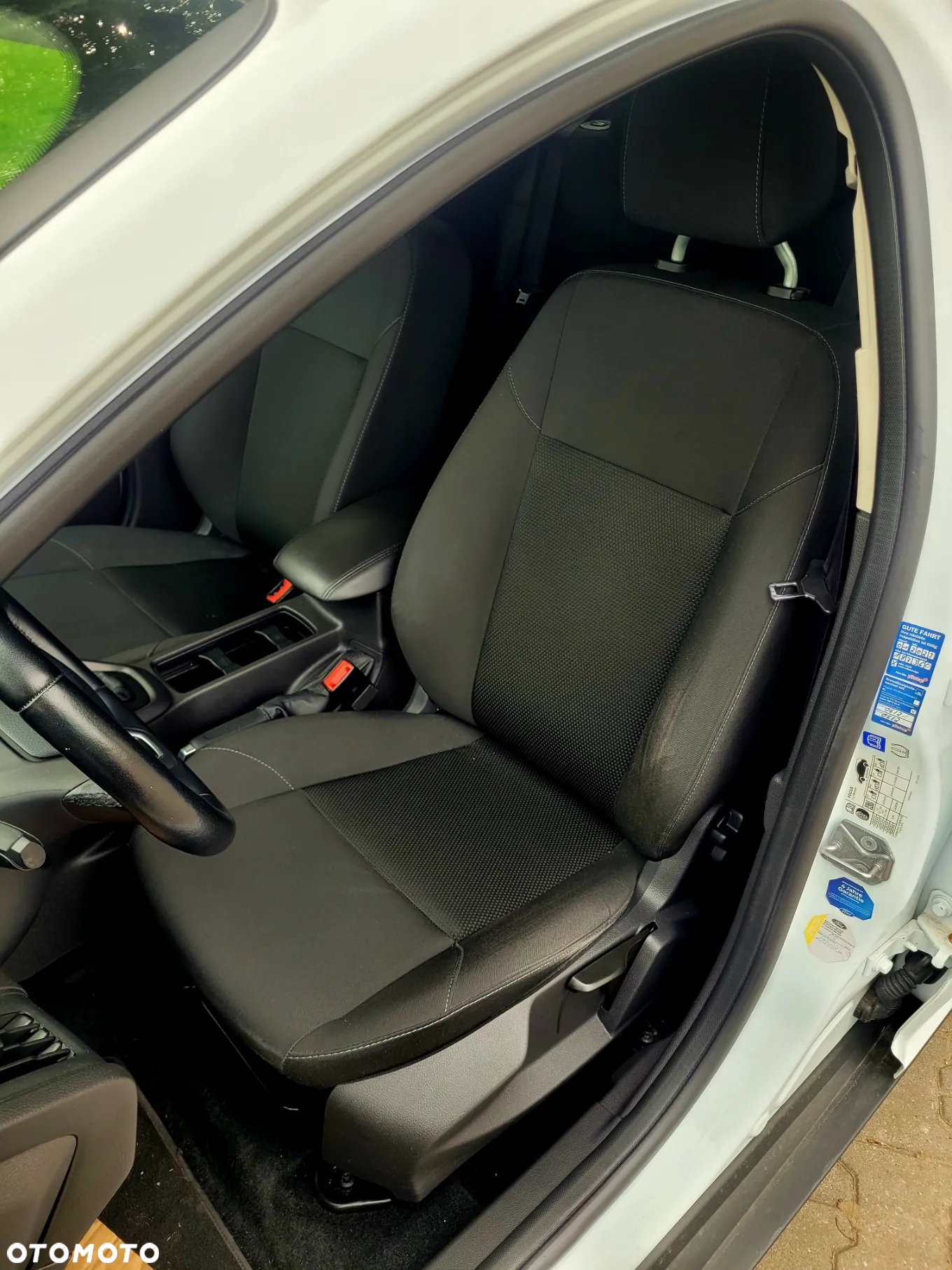 Ford Focus - 22