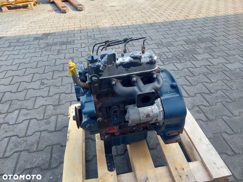 SILNIK KUBOTA  D1105 L123 [3 cylindry][ENG 3117] - 7