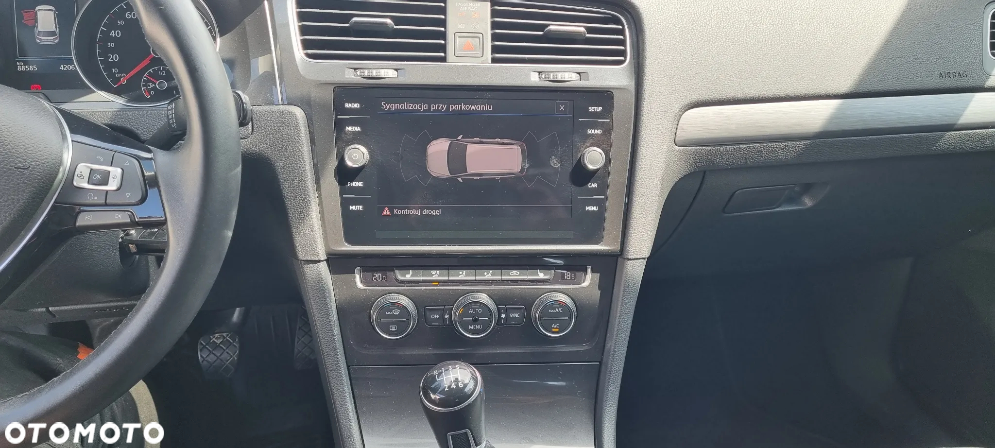 Volkswagen Golf VII 1.4 TSI BMT Comfortline - 4