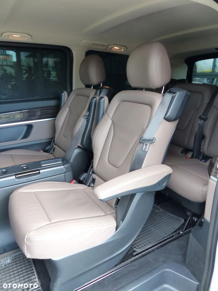 Mercedes-Benz Klasa V 300 d 4-Matic Avantgarde 9G-Tronic (d³ugi) - 27