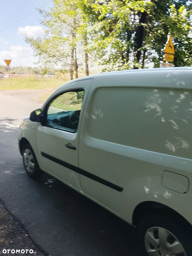 Renault Kangoo dCi 90 FAP TomTom Edition - 13