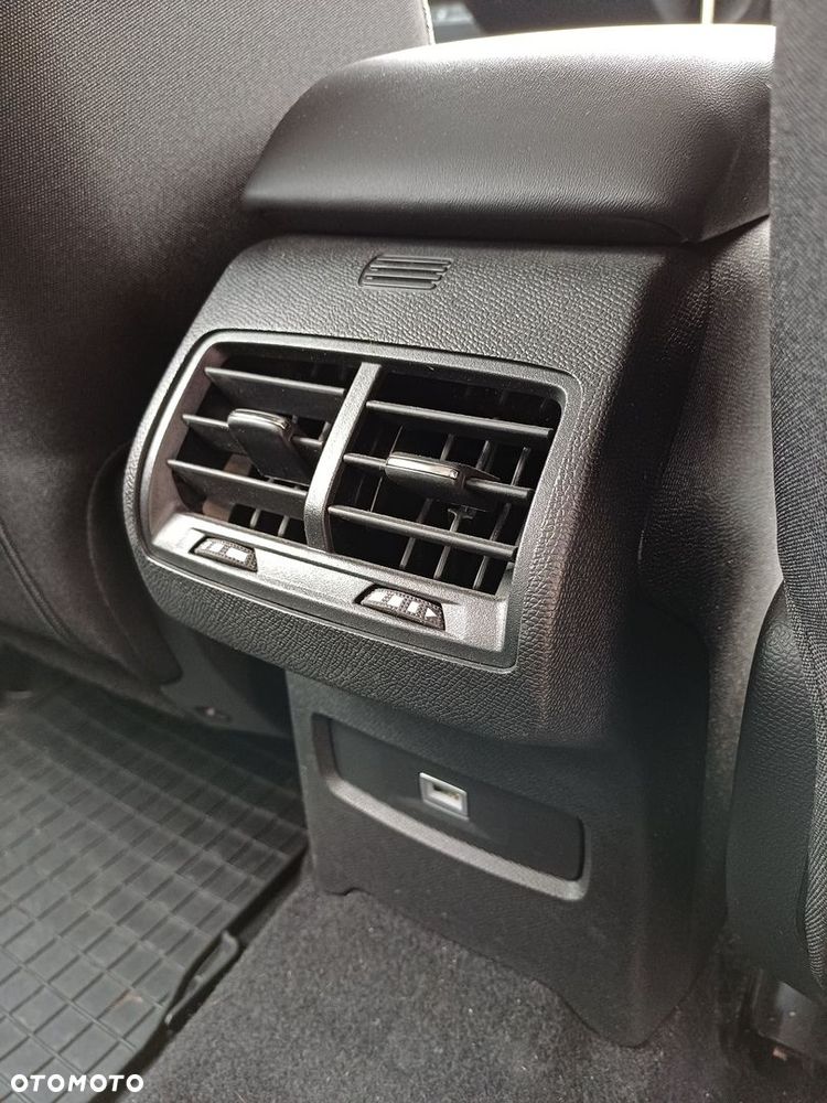 Citroën C4 1.2 PureTech Feel Pack S&S - 29