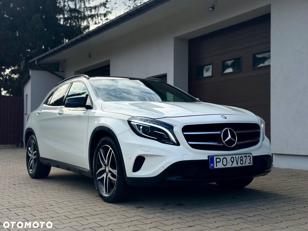 Mercedes-Benz GLA 200 7G-DCT Urban - 8