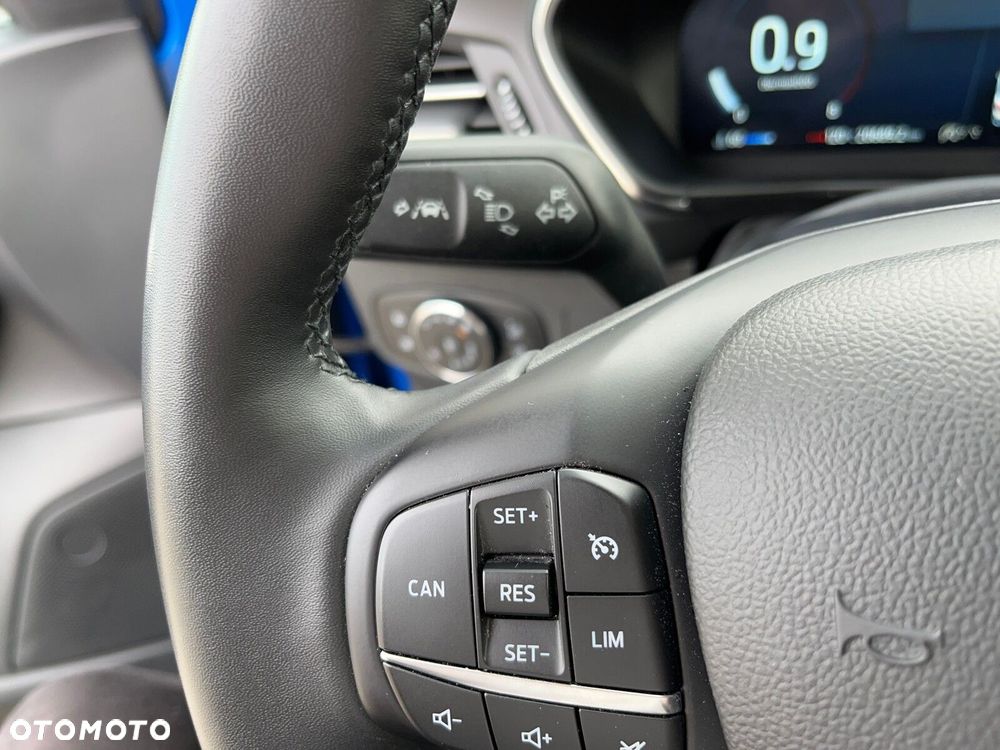 Ford Focus 1.0 EcoBoost Titanium - 25