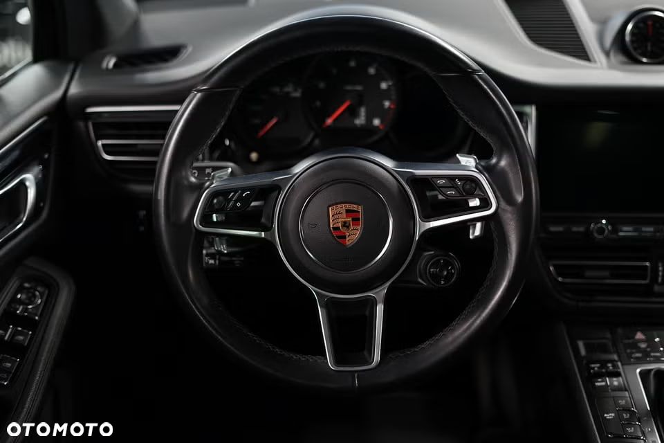 Porsche Macan Standard - 9