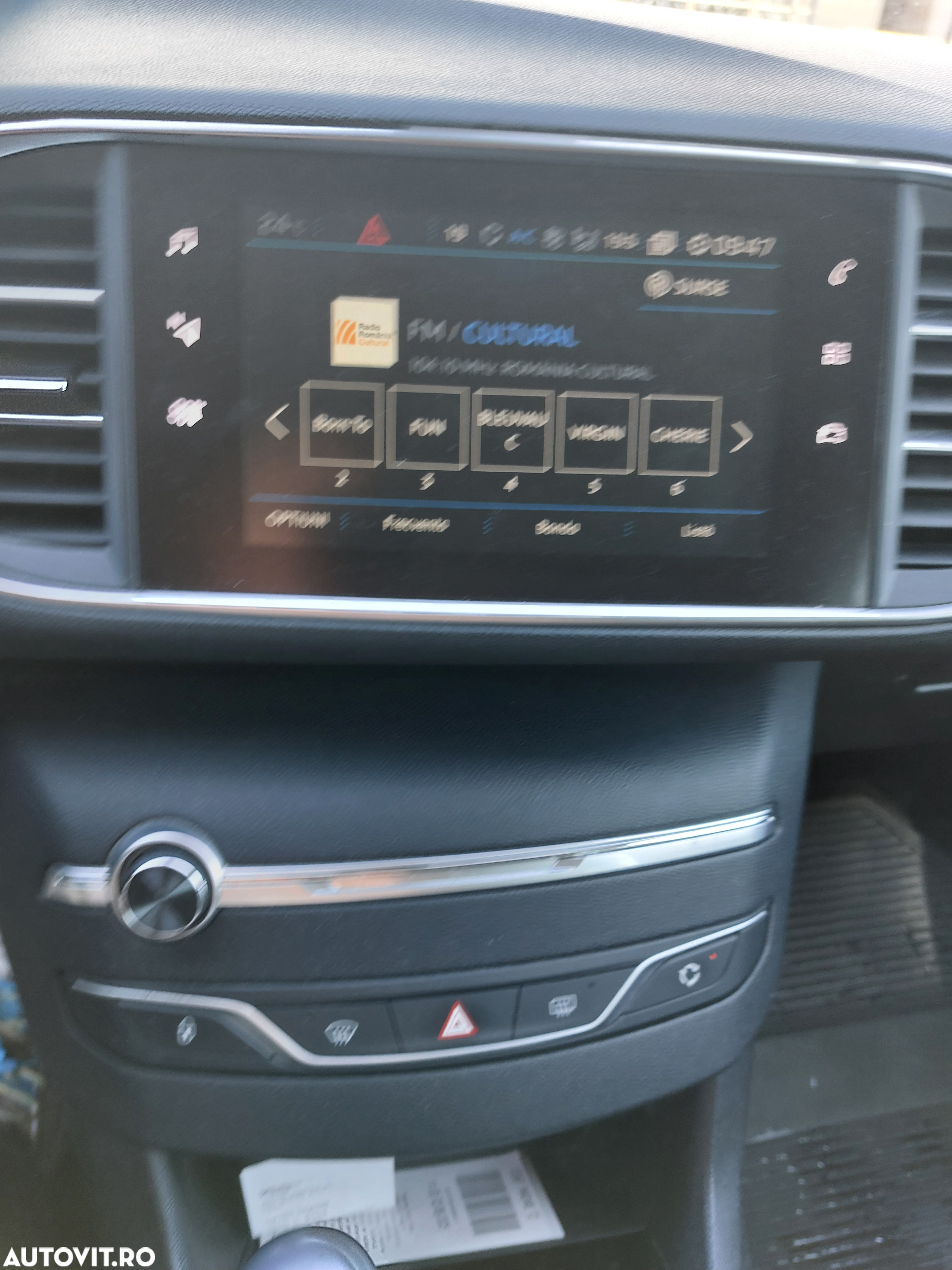 Peugeot 308 1.5 BlueHDi FAP STT Allure - 26