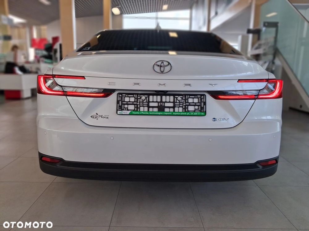 Toyota Camry 2.5 Hybrid Dynamic Force Executive e-CVT - 6