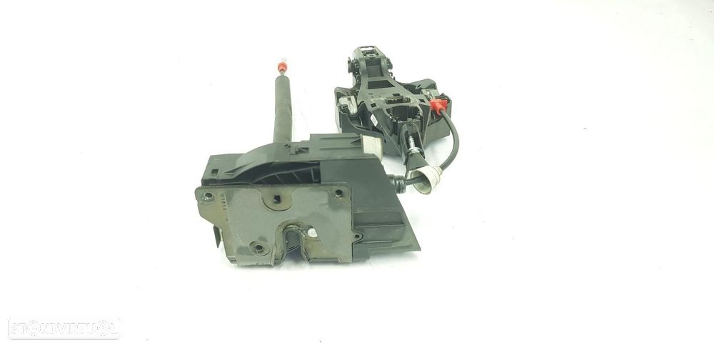 FECHADURA PORTA TRASEIRA ESQUERDA LAND ROVER DISCOVERY SPORT - 1