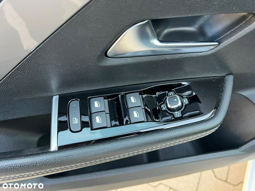 Opel Astra 1.5 D Automatik Ultimate - 11