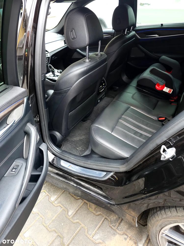 BMW Seria 5 540i xDrive M Sport sport - 26