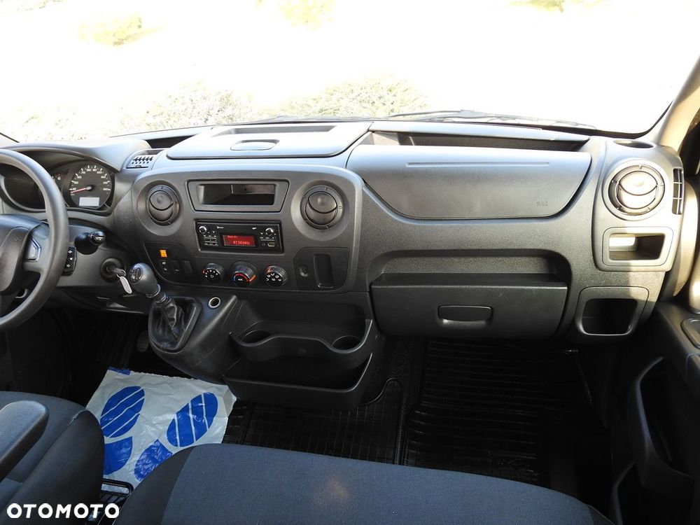 Renault MASTER FURGON BRYGADÓWKA  7 MIEJSC TEMPOMAT KLIMATYZACJA  130KM - 28