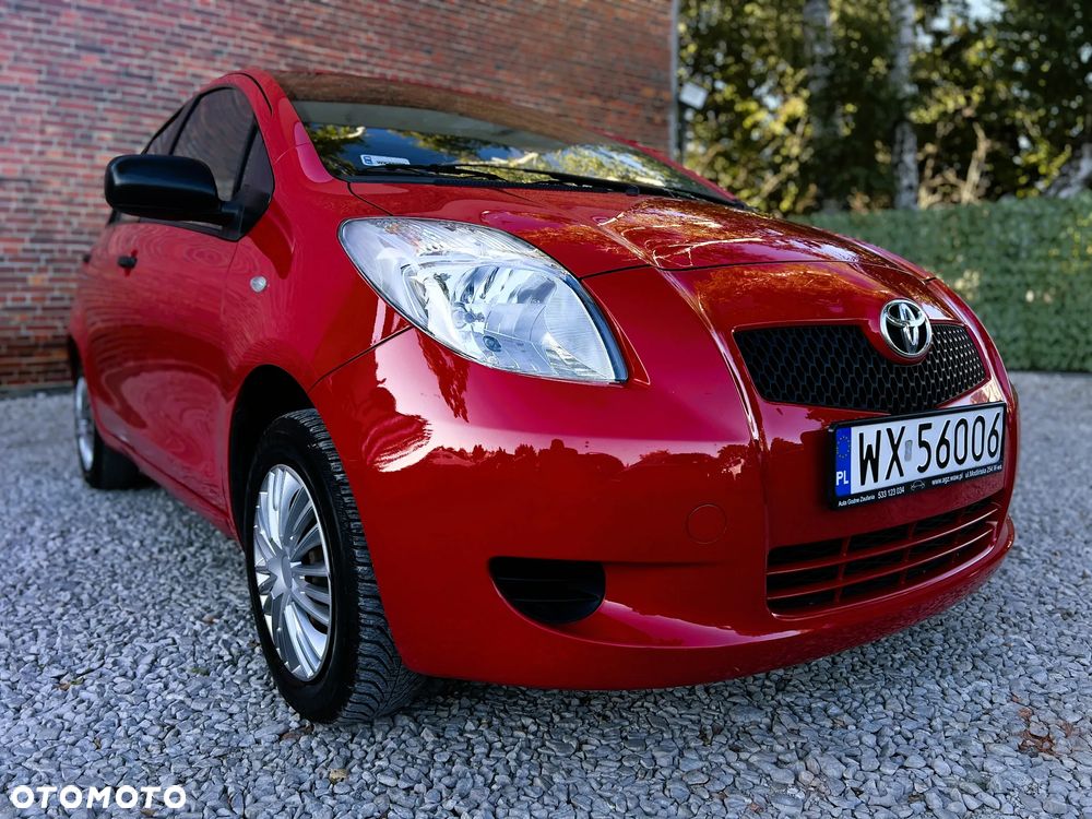 Toyota Yaris - 36