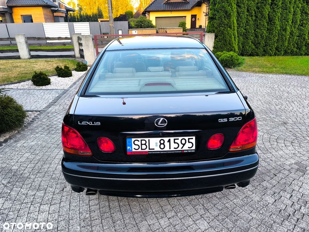 Lexus GS 300 - 9