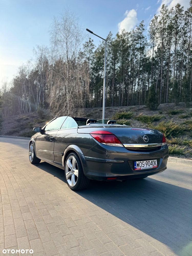 Opel Astra 1.9 CDTI Limited - 16