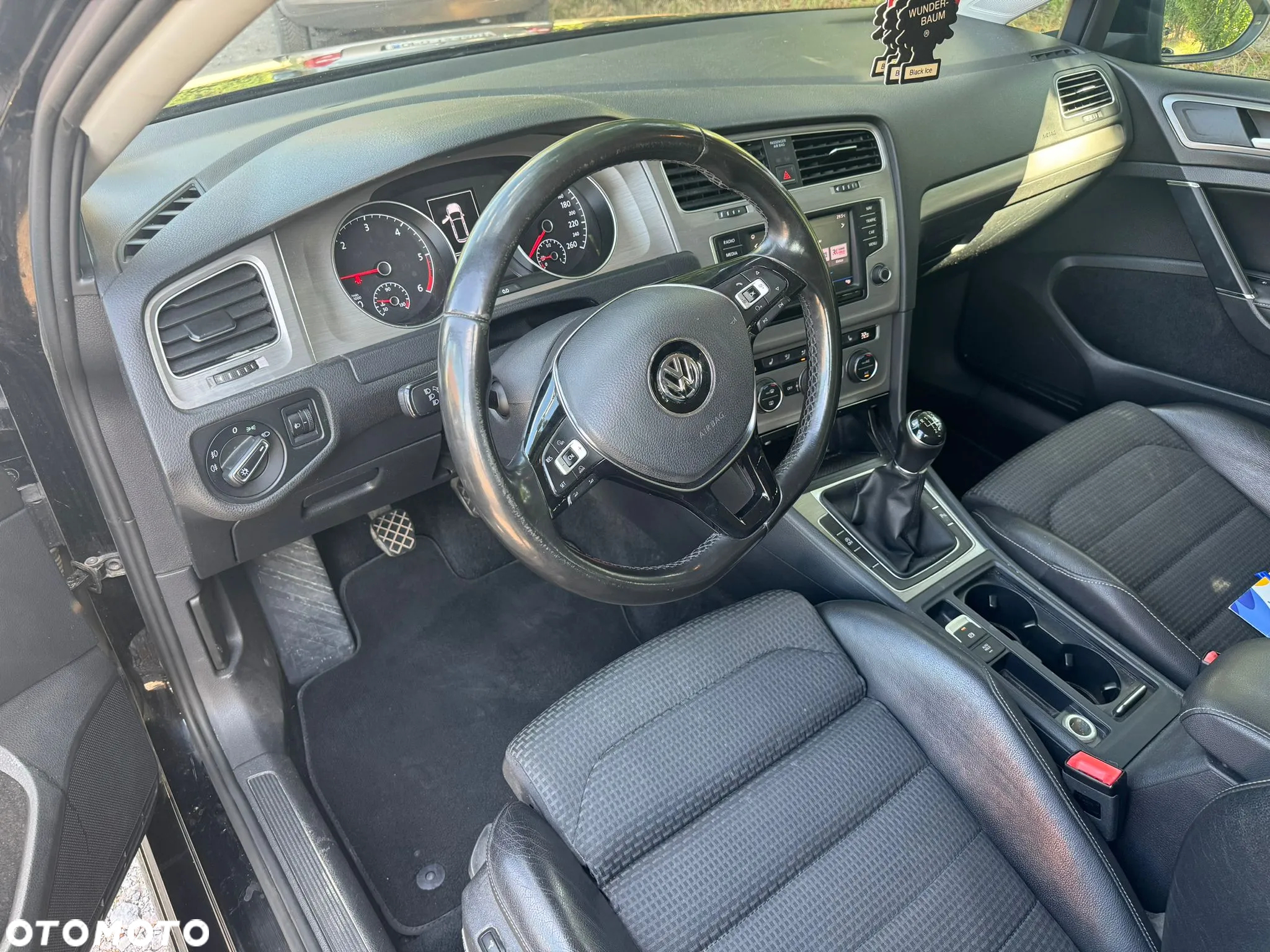 Volkswagen Golf Variant 1.6 TDI BlueMotion Comfortline - 13