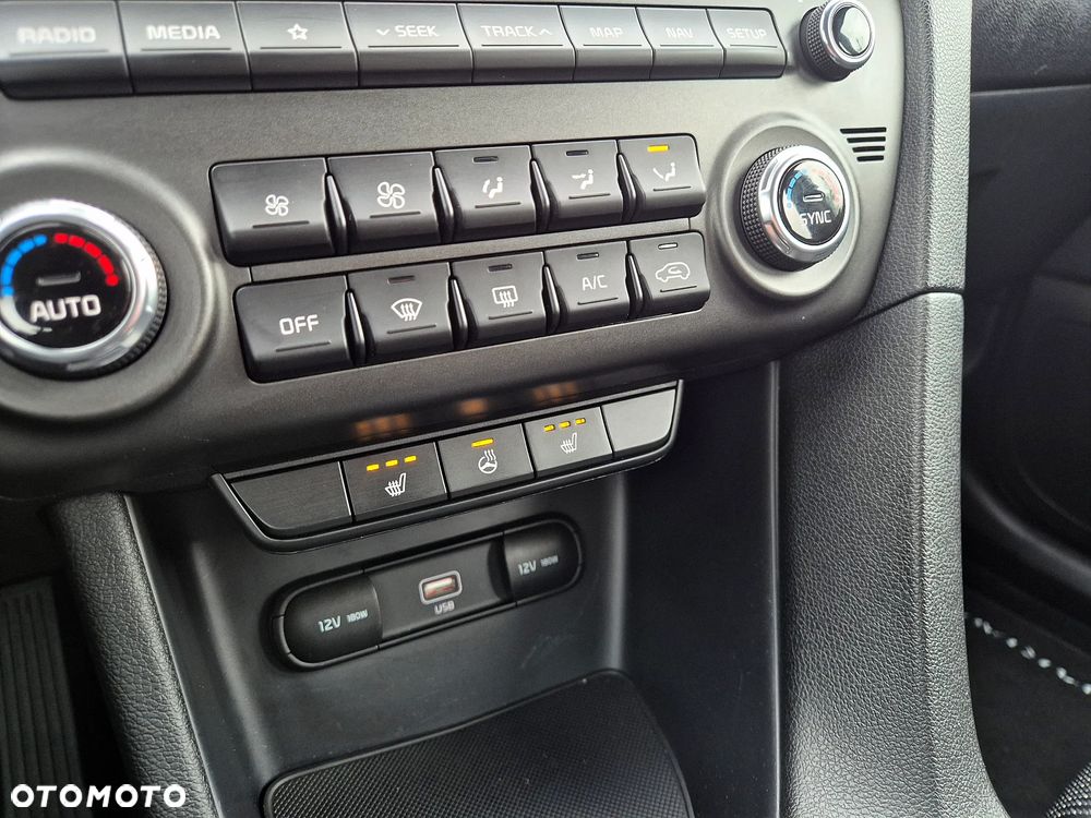 Kia Sportage 1.6 GDI 2WD DREAM-TEAM EDITION - 14