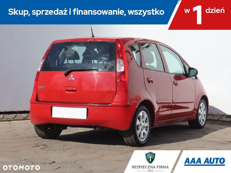 Mitsubishi Colt - 7