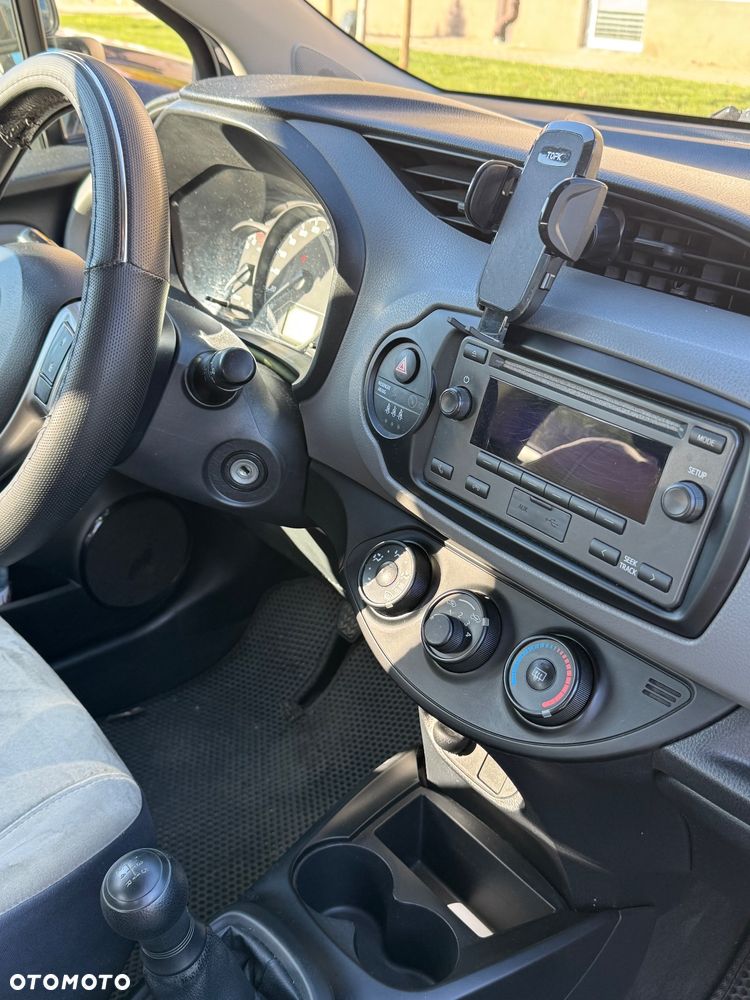 Toyota Yaris 1.0 Active - 11