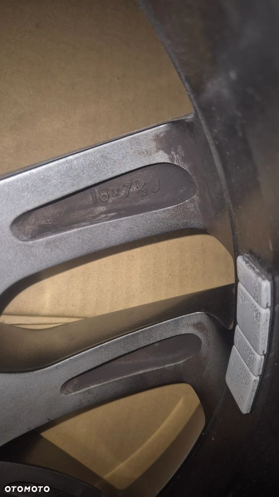 Lexus NX Felga aluminiowa R18 4261A-78081 - 4