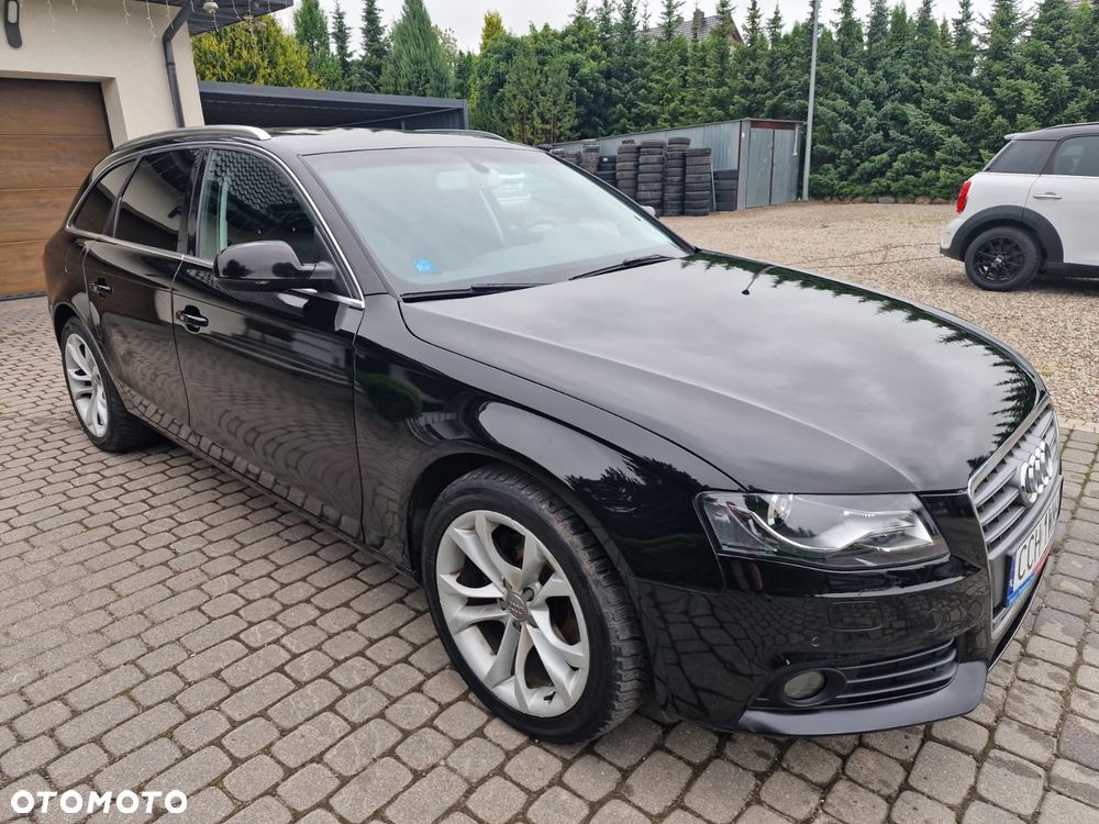 Audi A4 Avant - 11