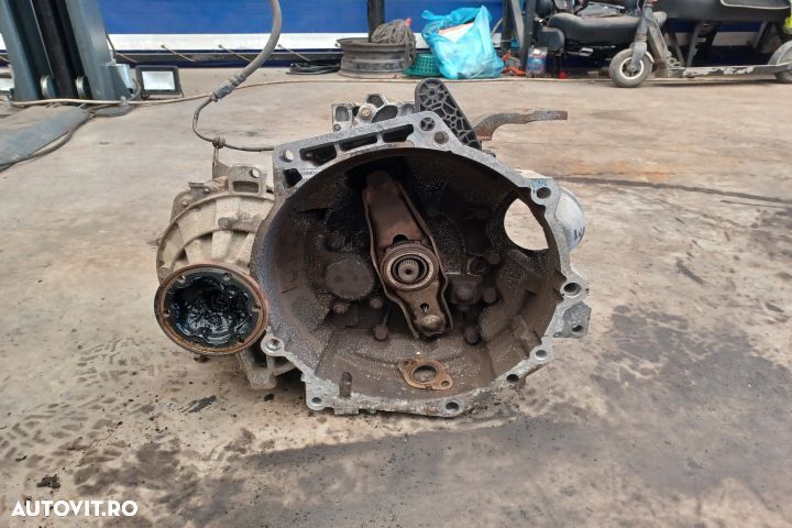 CUTIE DE VITEZE 2.0 CBAB Volkswagen VW Golf 6  [din 2008 pana  2015] seria - 1