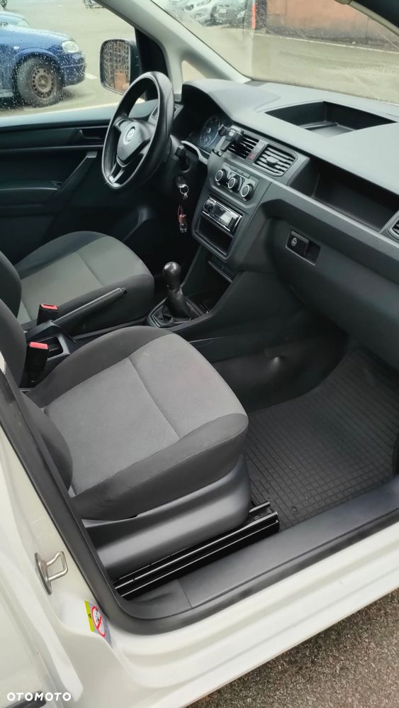 Volkswagen Caddy - 8