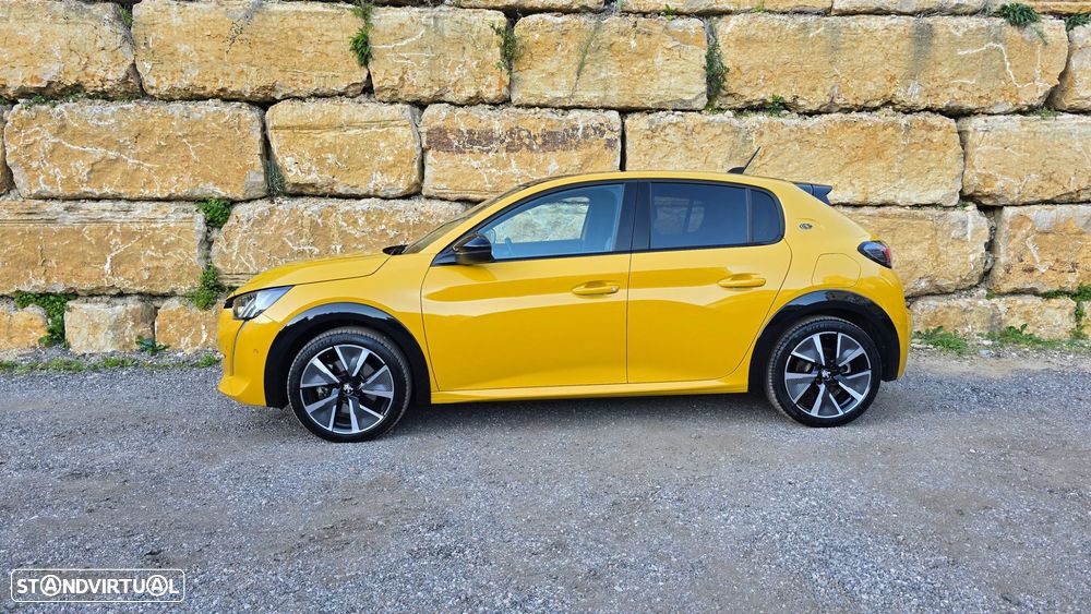 Peugeot e-208 GT - 3