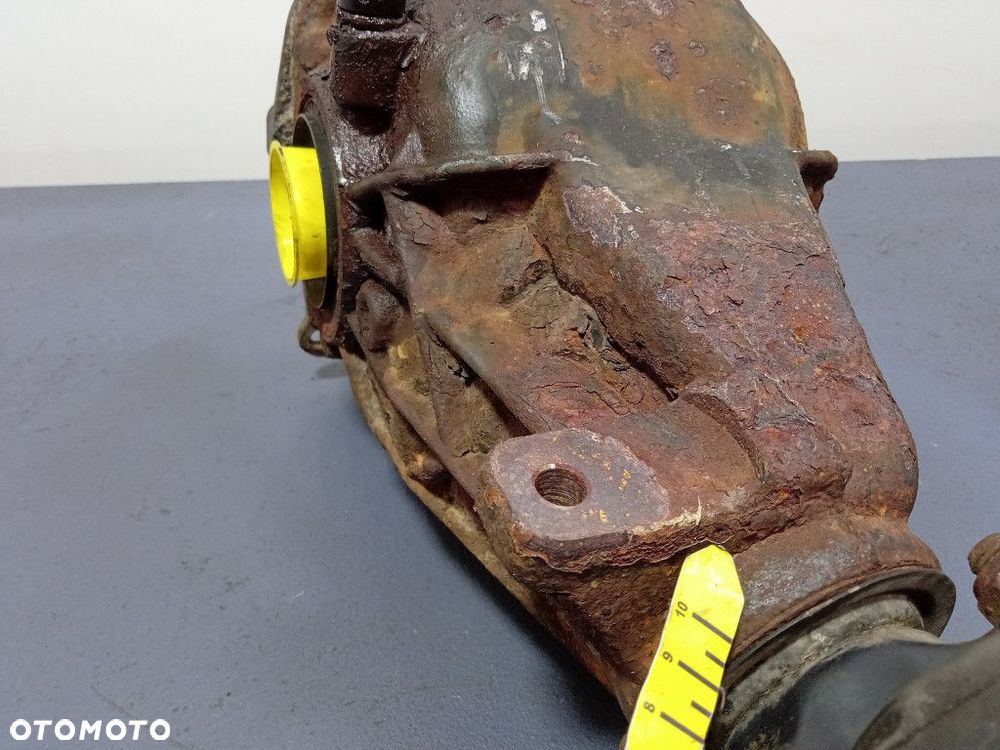 MERCEDES C W203 2.5 V6 MOST TYLNY DYFER 3.27 - 5