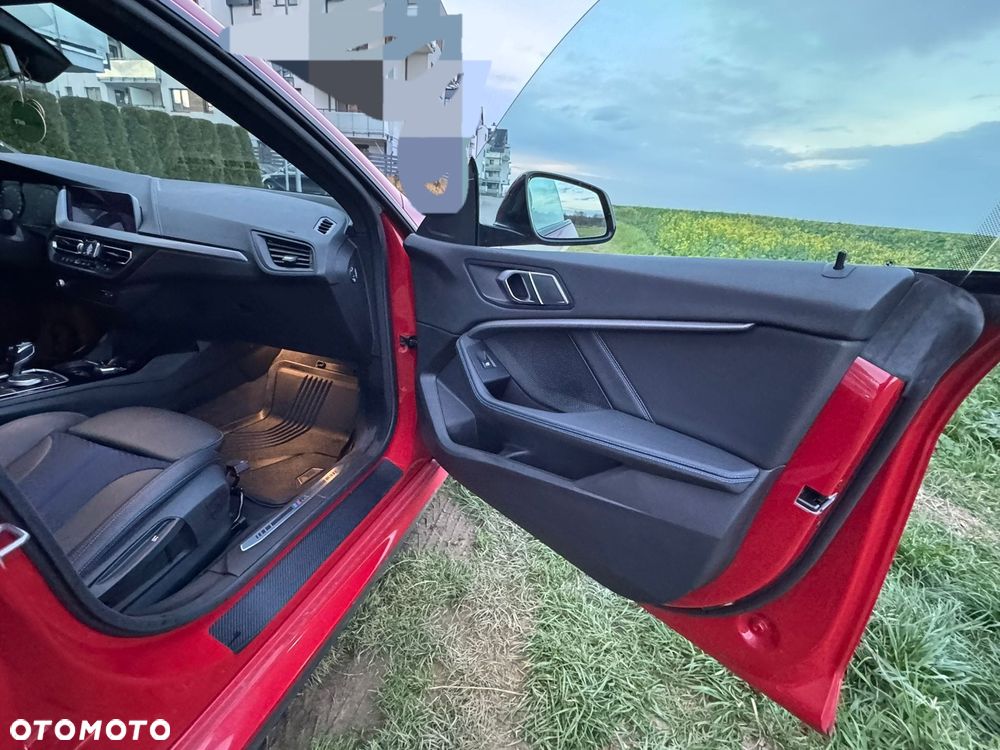 BMW Seria 2 218i M Sport - 9