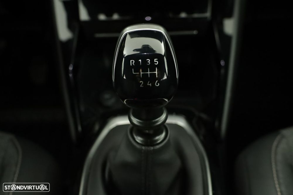 Peugeot 2008 1.2 PureTech Allure - 13