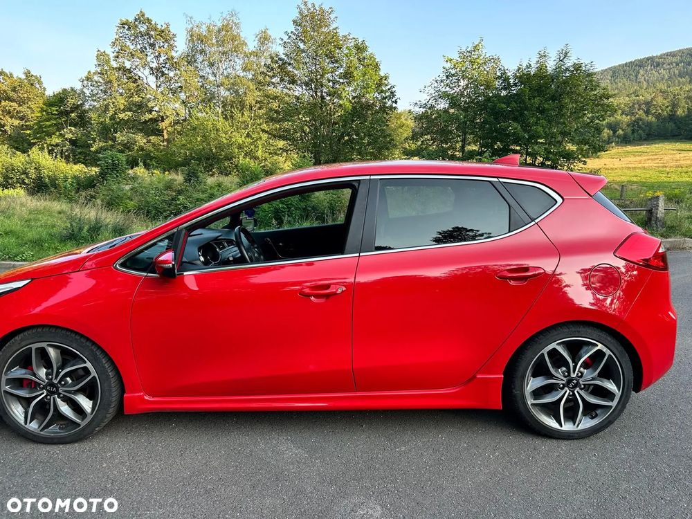 Kia Ceed 1.6 T-GDI GT - 8