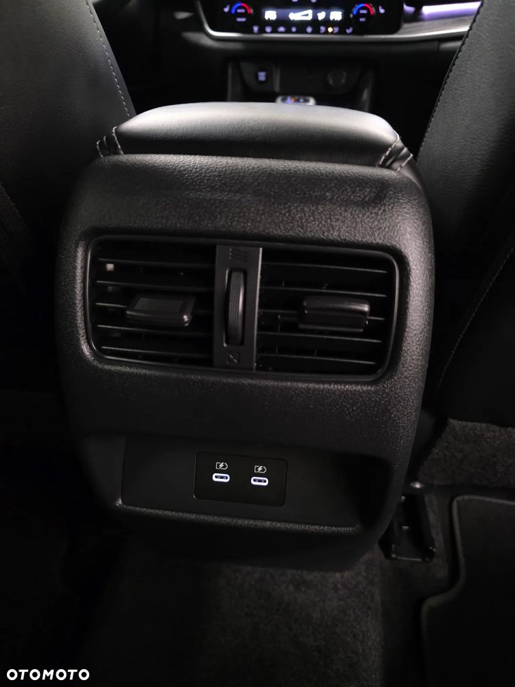 Nissan Qashqai 1.3 DIG-T MHEV Xtronic Tekna - 24