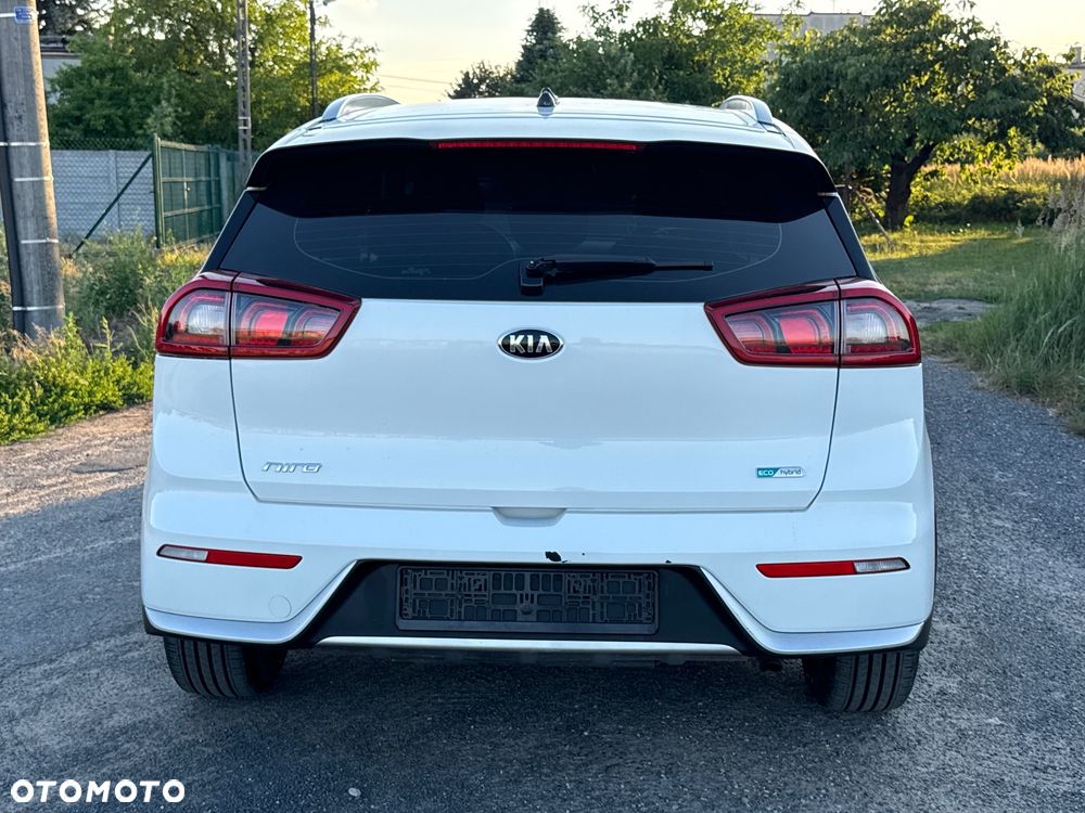 Kia Niro 1.6 GDI Hybrid L Business Line - 17