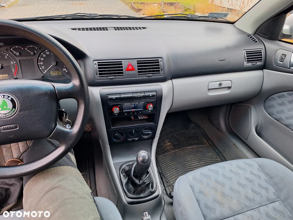 Skoda Octavia 1.6 Generation I - 18