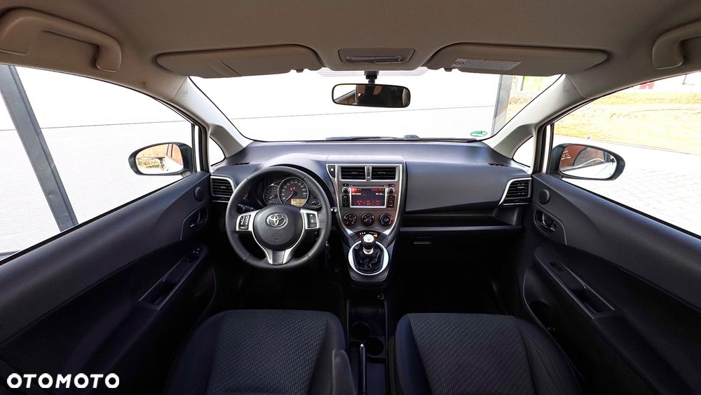 Toyota Verso S 1.33 VVT-i Cool - 25