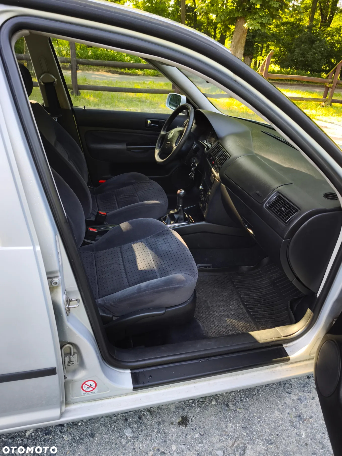 Volkswagen Golf 1.6 - 5