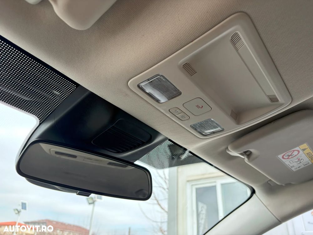 Ford Focus 1.0 EcoBoost Connected - 24