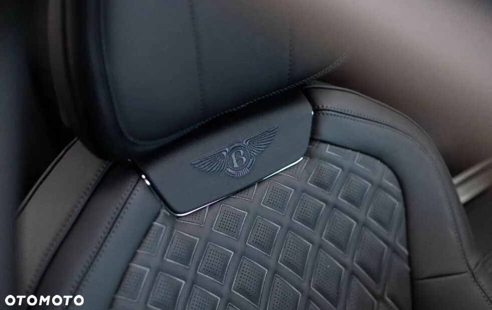 Bentley Flying Spur - 12