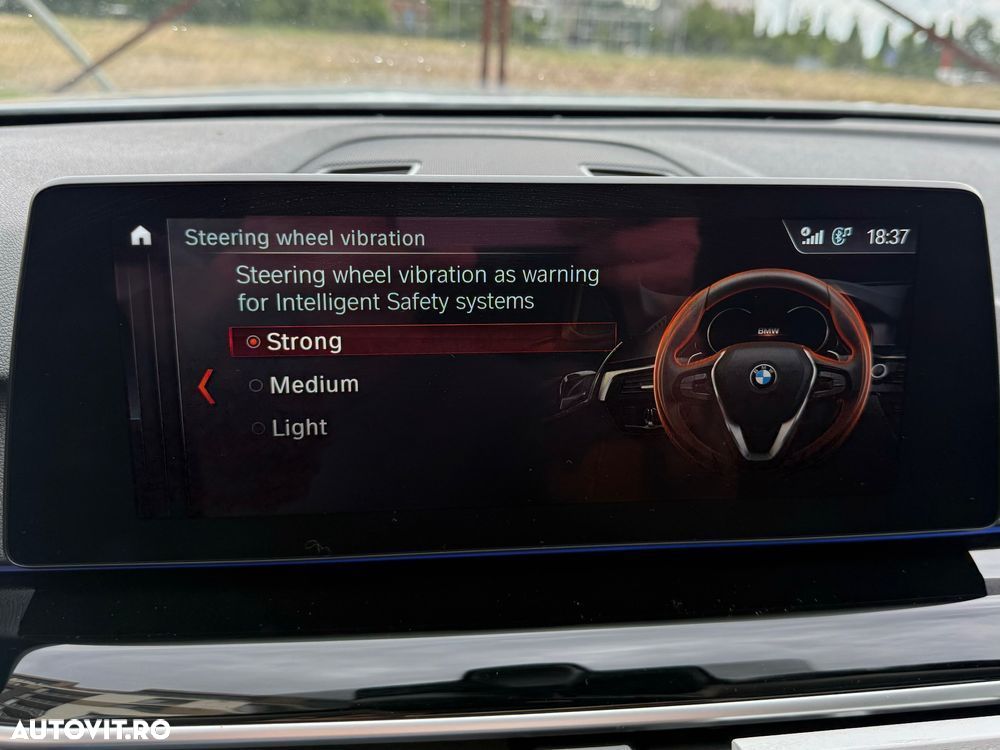 BMW Seria 5 520d Aut. Luxury Line - 17