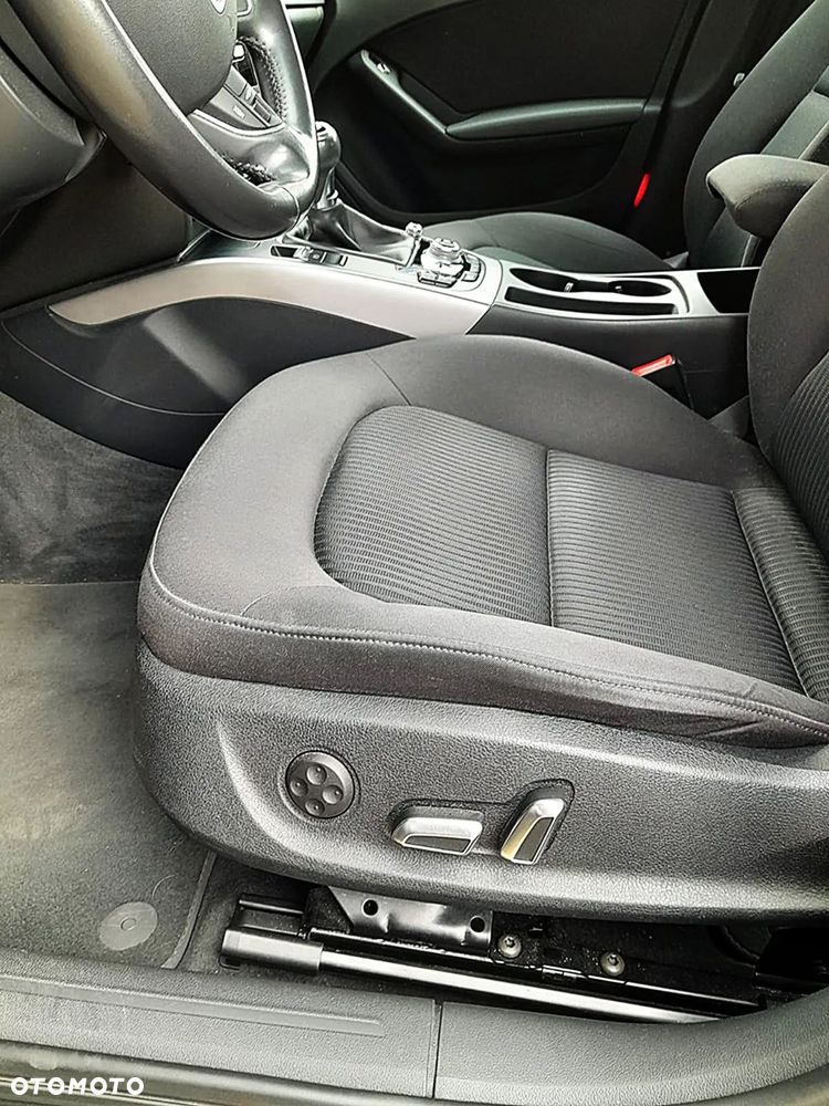 Audi A4 ver-1-8-tfsi-s-line-sportpaket - 24