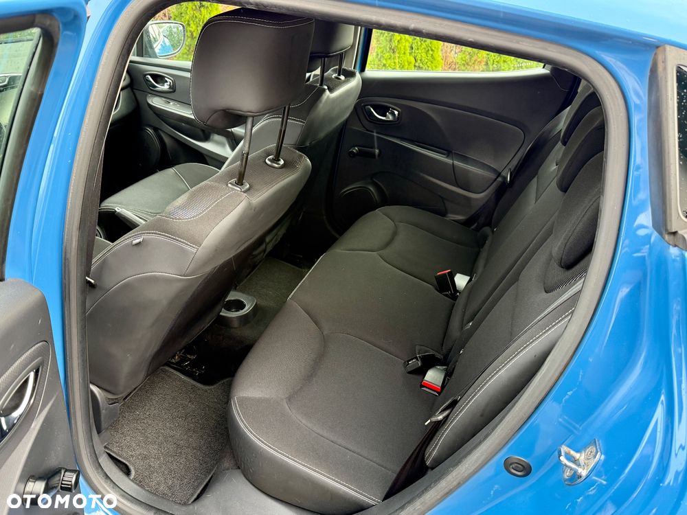Renault Clio - 21