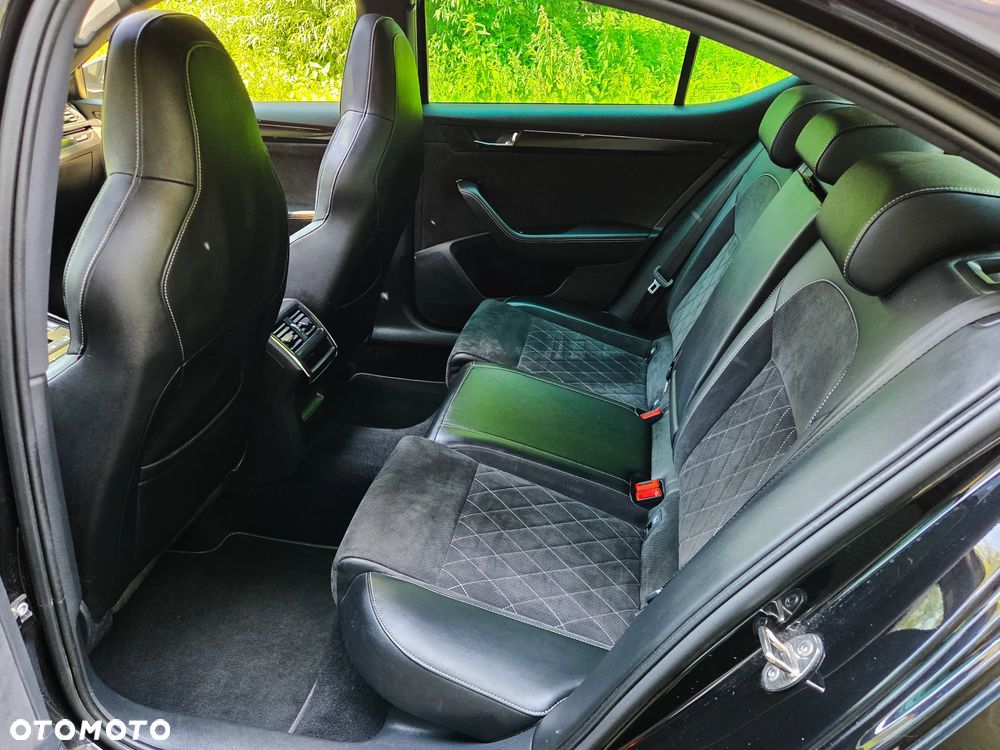 Skoda Superb 2.0 TSI 4x4 Sportline DSG - 20