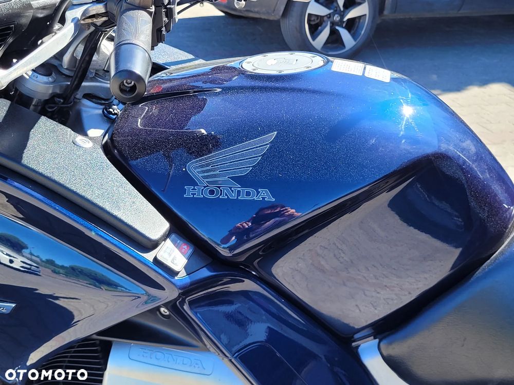 Honda ST - 8